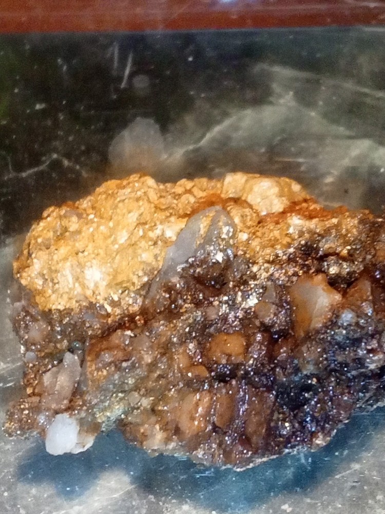 👀*"Gold quartz mineral Specimens"*👀