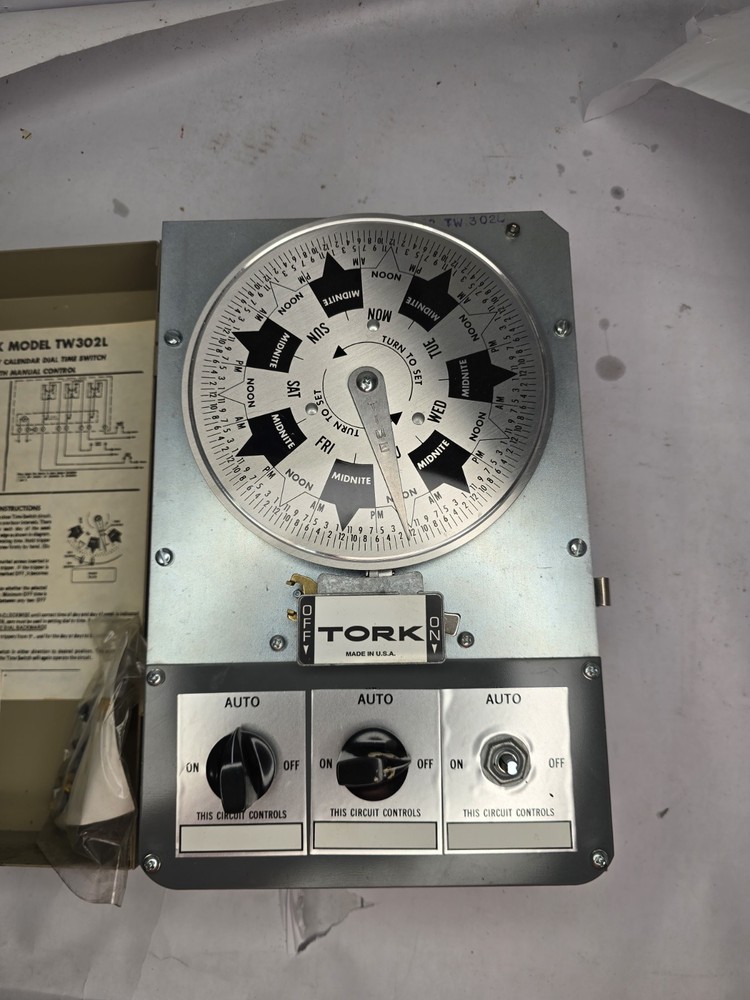 Tork Model TW302L seven-day calendar dial time switch