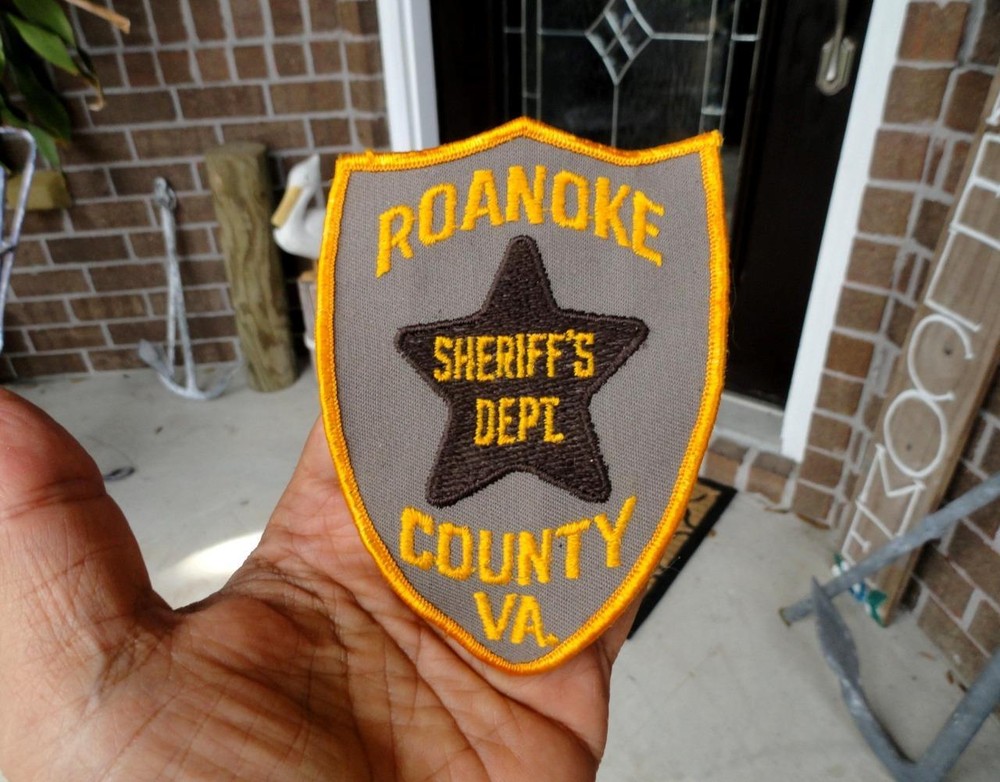 ROANOKE SHERIFF’S DEPT. Cloth Uniform Patch COUNTY VA (Virginia)