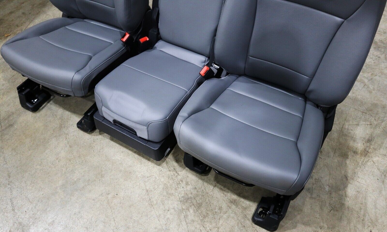 FORD F250 F350 SUPER DUTY FRONT VINYL GRAY BUCKET SEATS NEW GREY SET KIT OEM