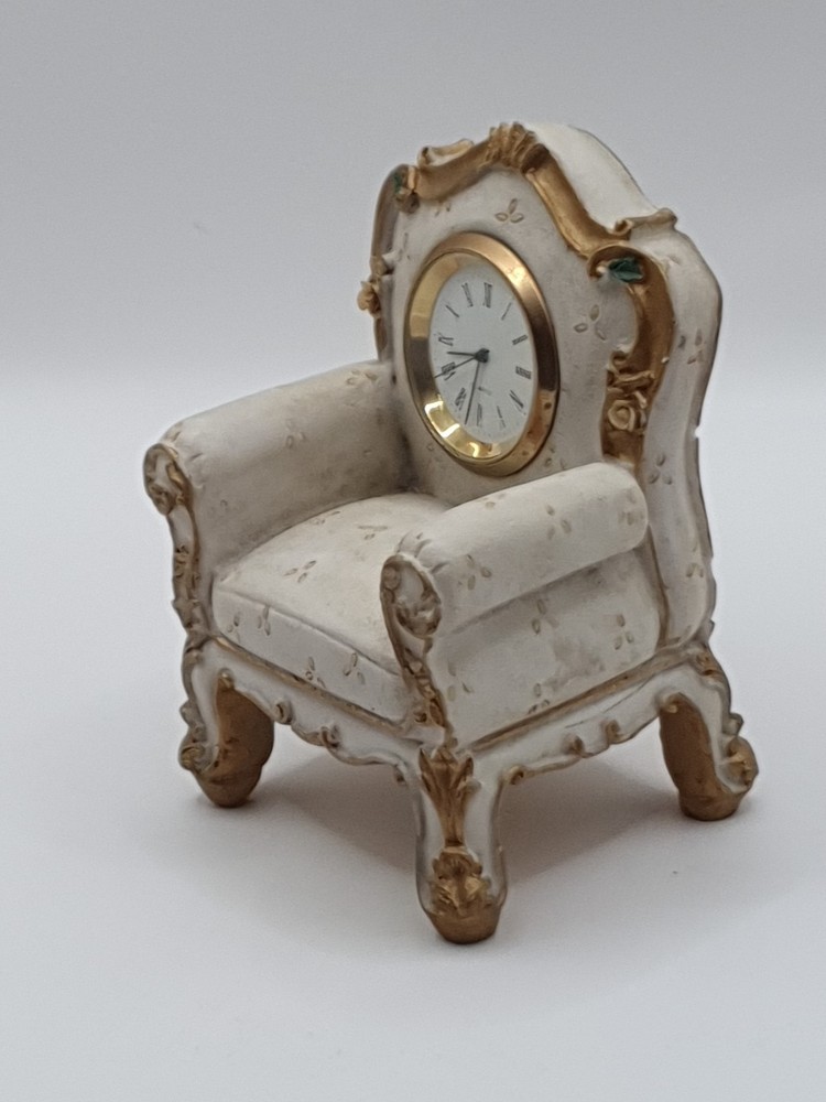 Vintage Collectable Miniature Clock