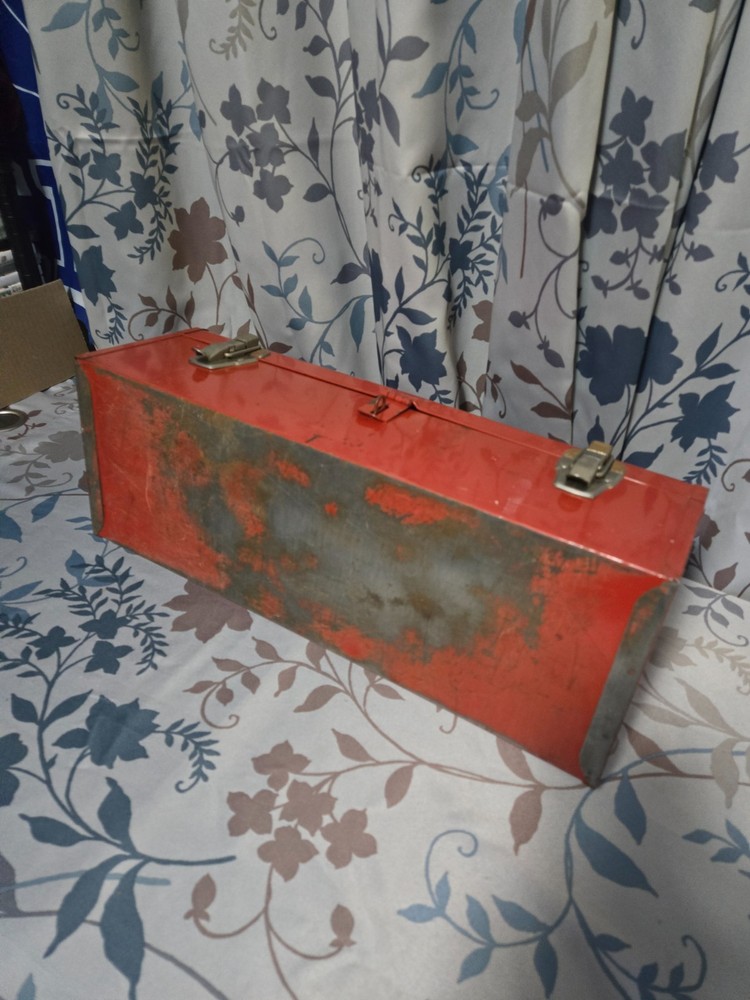 Vintage MAC Tools Portable Tool Box Red