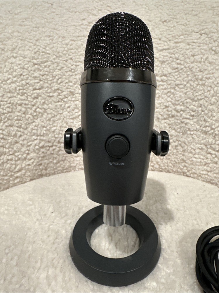 Blue Microphone S/N: 2102SG0053A8