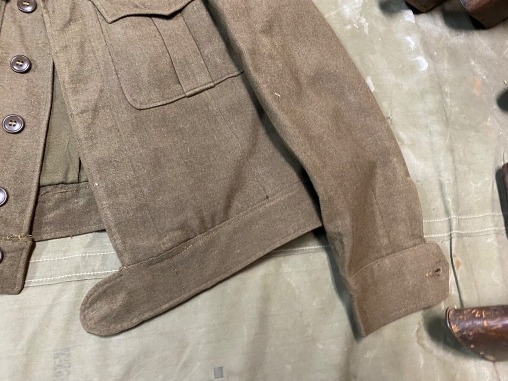 ORIGINAL WWII US ARMY EM NCO M1944 CLASS A IKE JACKET- MEDIUM LONG, 38L