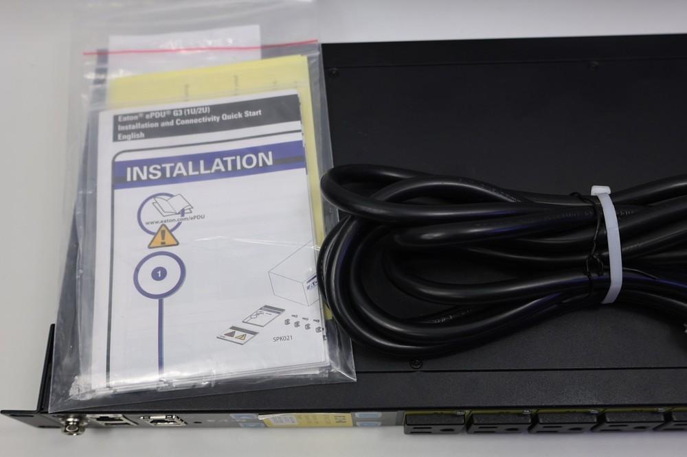 Eaton EMAT08-10 PDU Managed Rack - Black
