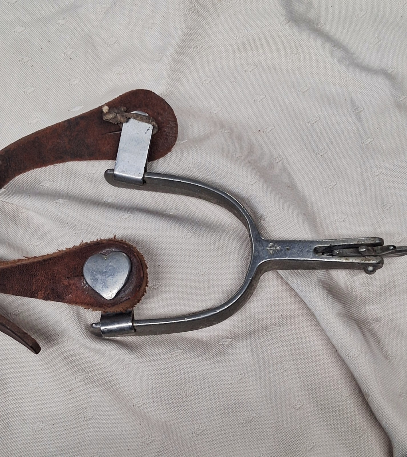 Vintage Anchor Brand Aluminum Comboy/Western Heart Spurs