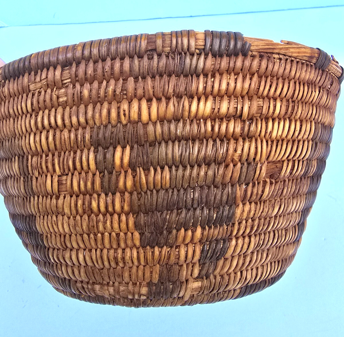 Apache Native American Figural Woven Handmade Basket w/ Human Figures