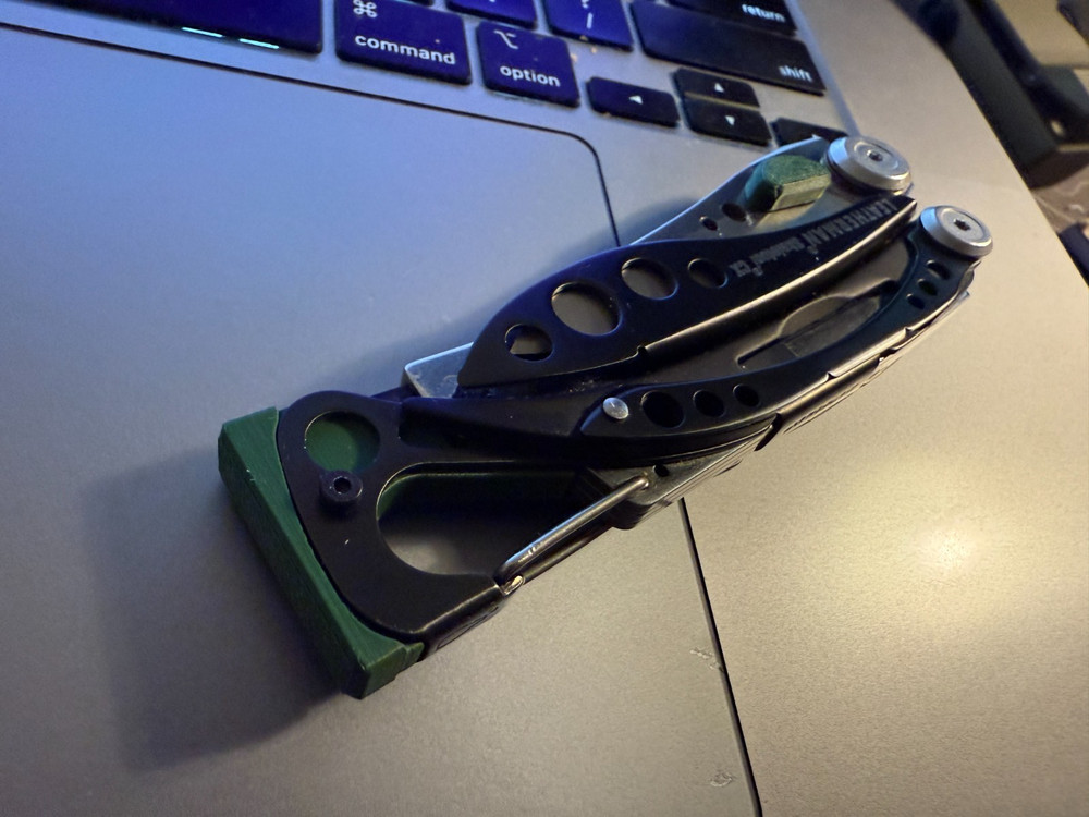 Hammer & Thumb Stud Upgrade for Leatherman Skeletool – EDC Multi-Tool Mod