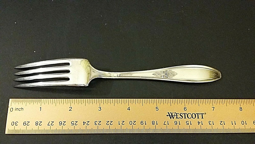 International Ambassador silverplate 7 5/8" Dinner Fork