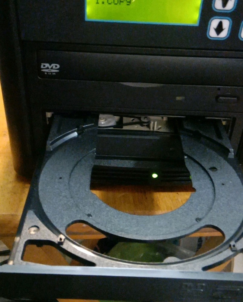 Standalone CD/DVD Duplicator Copystars 1-1 Copier Works