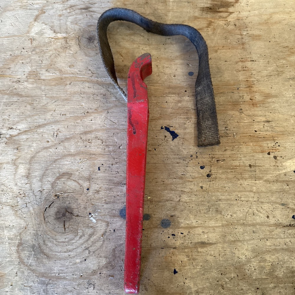 Vintage Heavy Duty Strap Wrench 11.5in