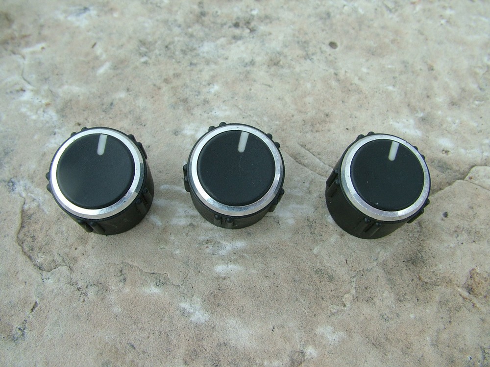 2005 2006 2007 2008 2009 2010 PONTIAC G6 A/C HEAT CONTROL KNOBS SWITCH (SET 3)