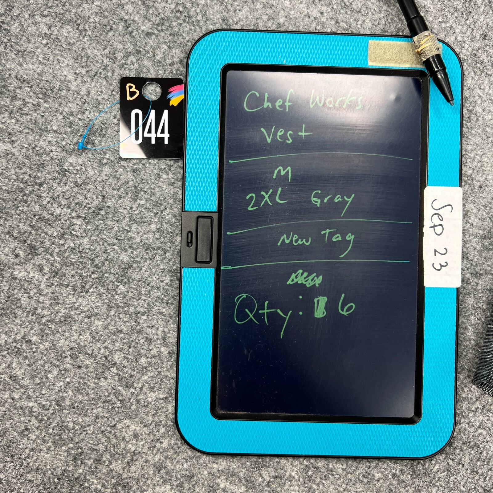 Chef Works Waitstaff Vest Mens 2XL XXL Gray Button Up Urban Collection Server