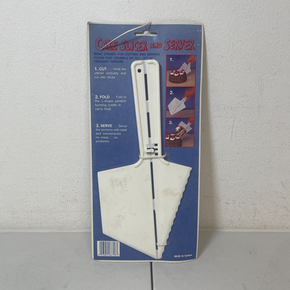 Vintage Cake Retro Slicer and Server Original Packaging