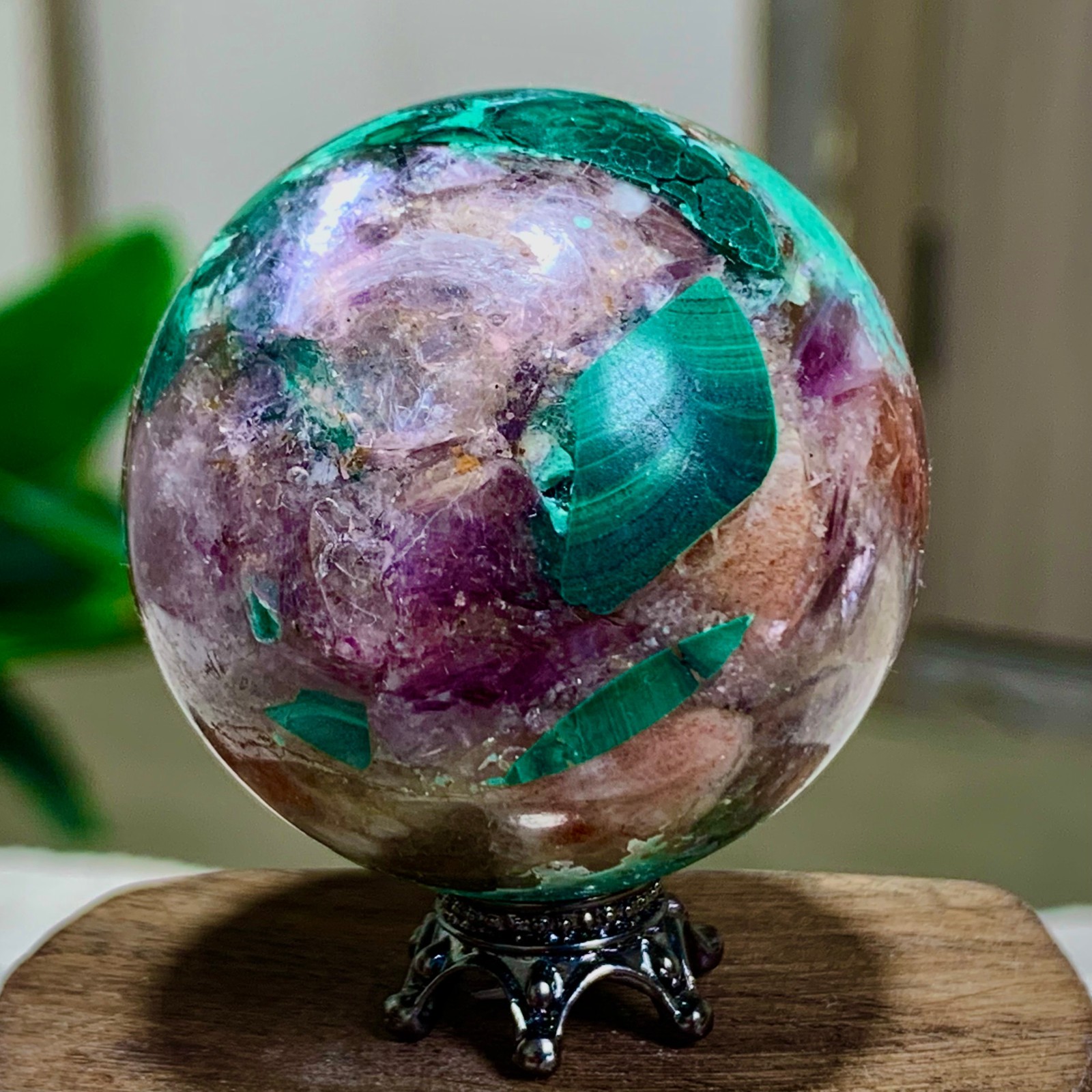 80G Newly discovered rare malachite purple mica symbiotic sphere restoration