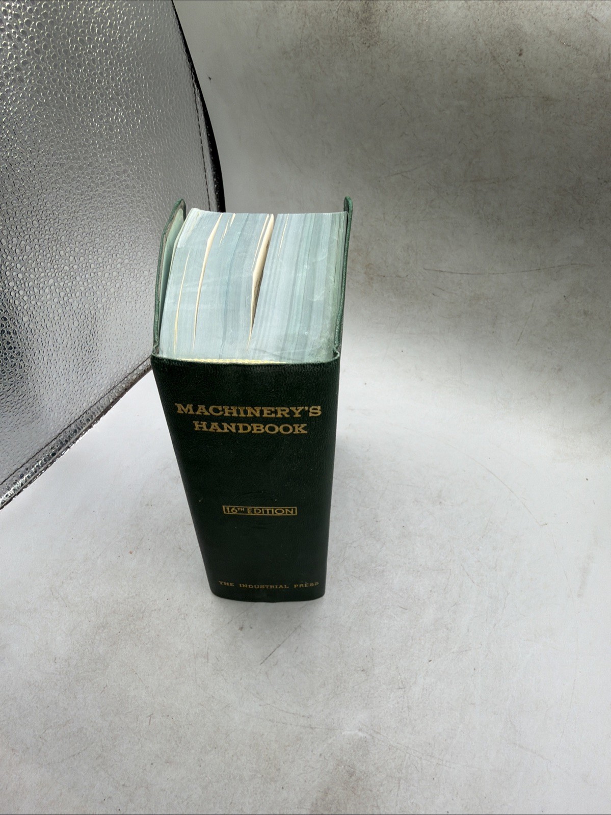 Vintage Machinery’s Handbook 16th Edition from 1962 The Industrial Press NY