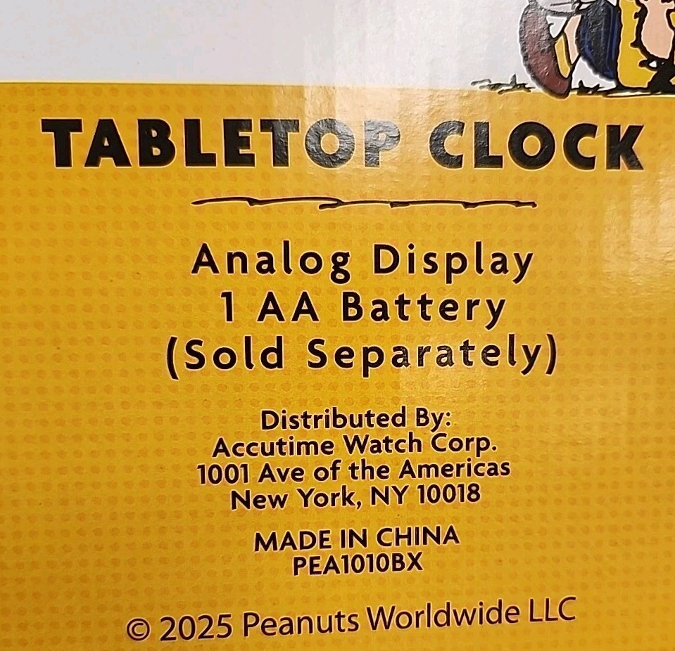 Peanuts Snoopy Woodstock Tabletop Clock Doghouse