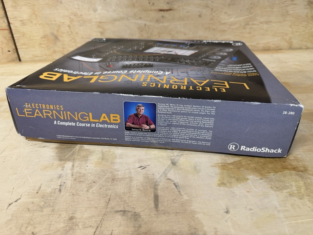 Radio Shack Electronics Learning Lab 28-280, With Make Electronics Book
