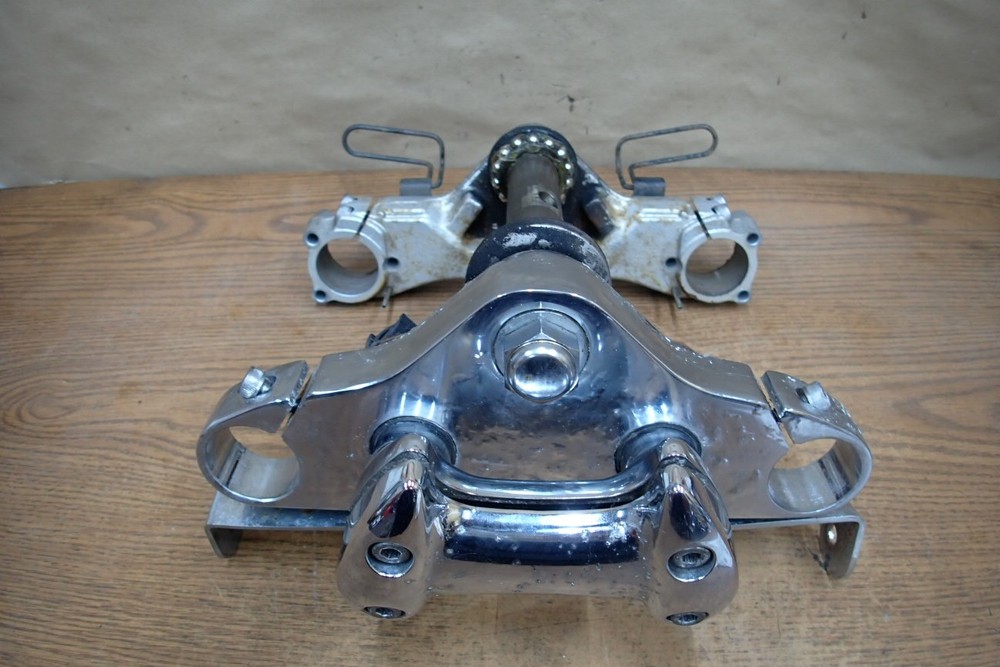2005 YAMAHA VSTAR XVS1100 STEERING TRIPLE TREE W/ RISERS