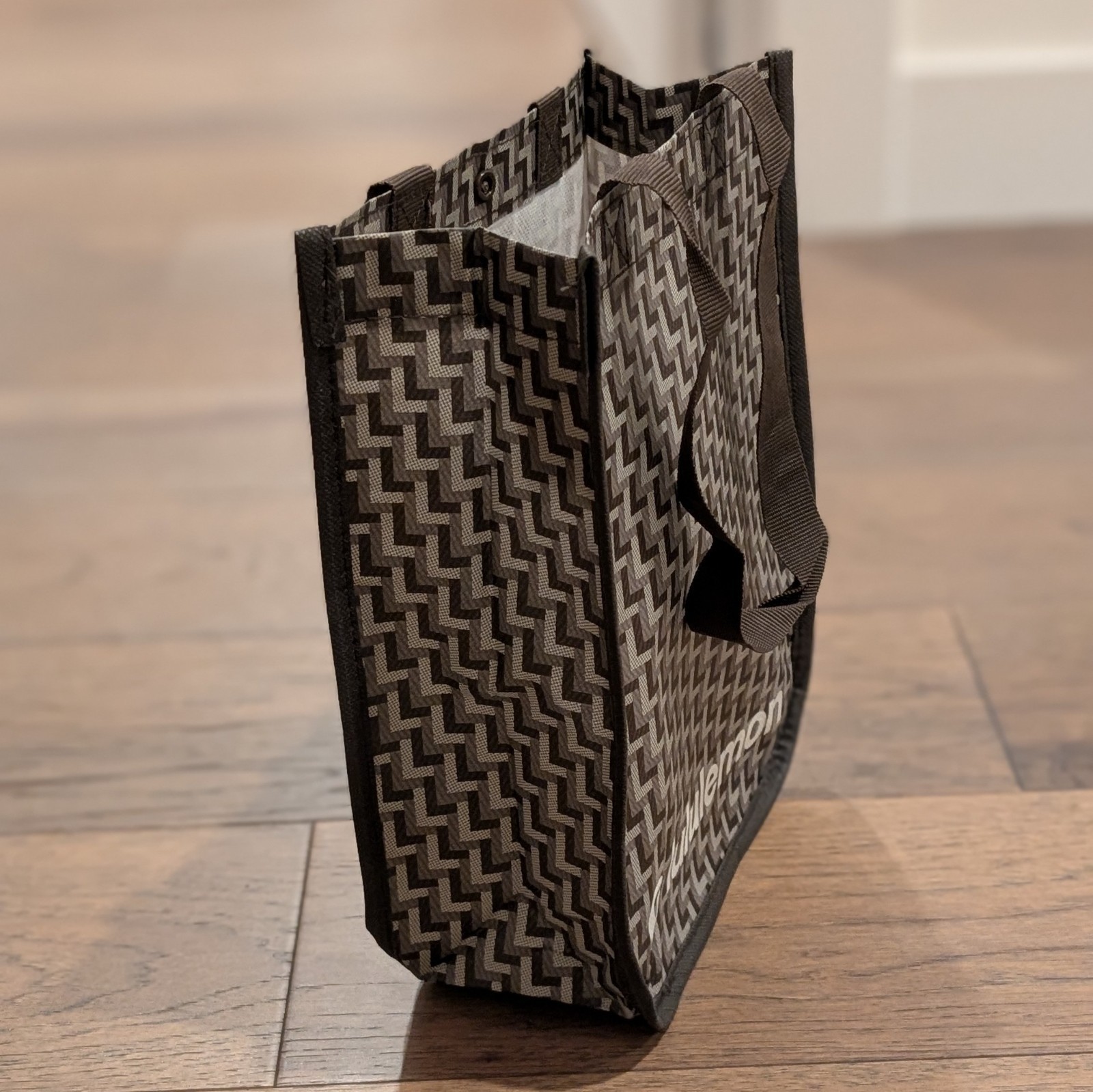 Lululemon Small Reusable Shopping Tote Lunch Bag Goyardine 🤎 Brown Black *NEW!*