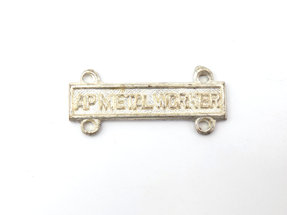 Original WWII US Army AP METAL WORKER Qualification Bar