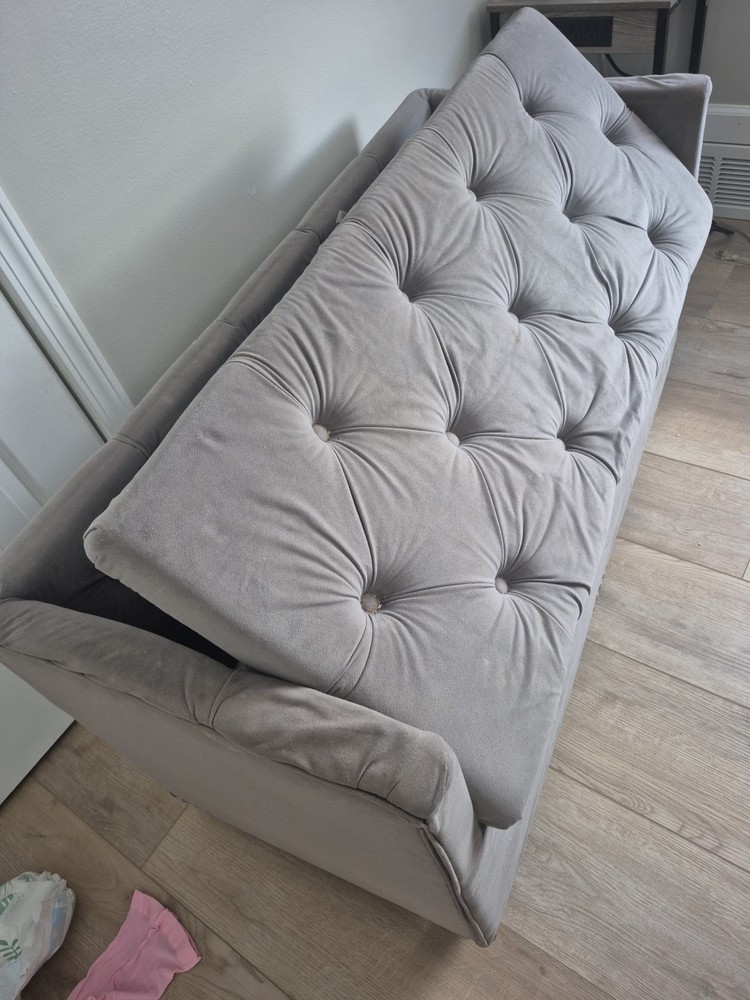 Velvet Fashioned Ottoman