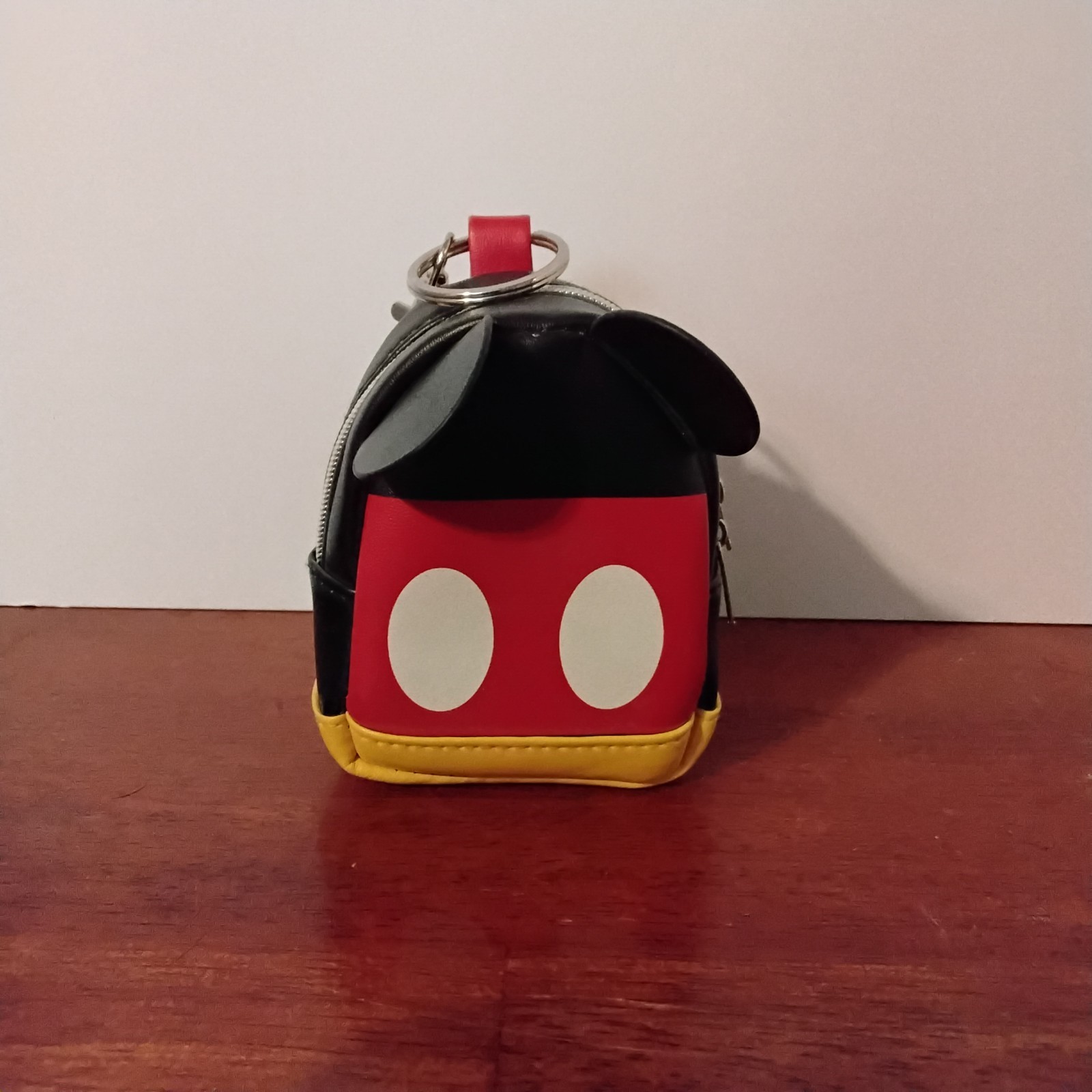 Mini Mickey Mouse Backpack Style Coin Purse Clip Attchment Disney Parks