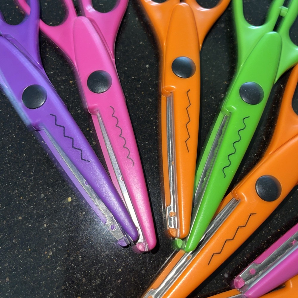 Scrapbooking Edge Scissors 8
