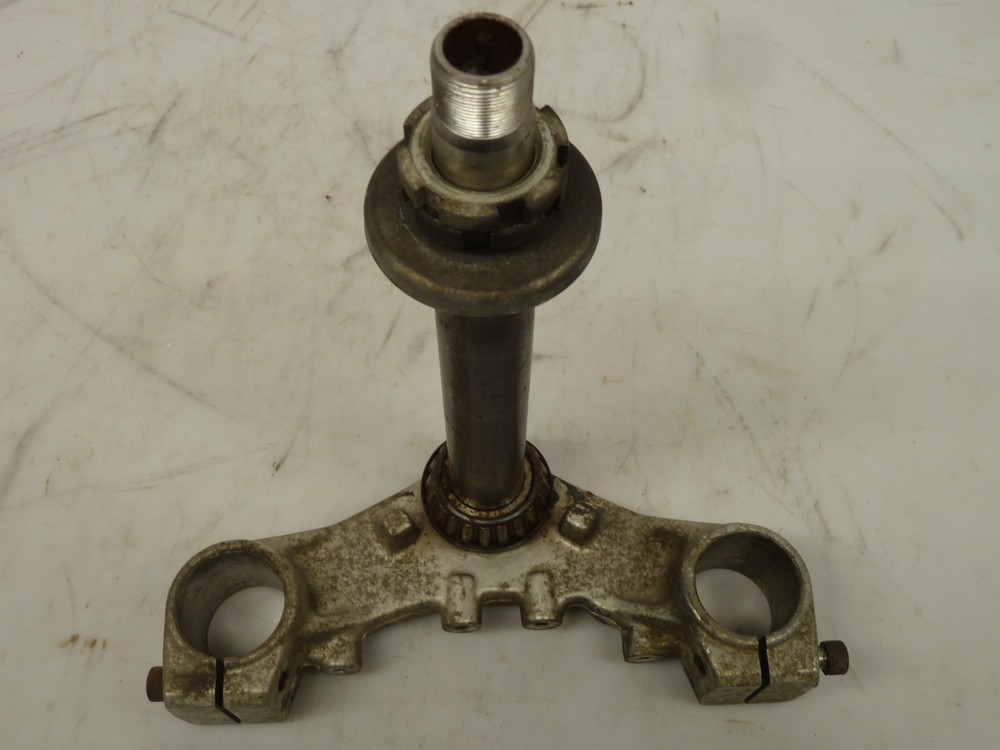 Yamaha VMX 1200 Vmax E reg lower yoke.