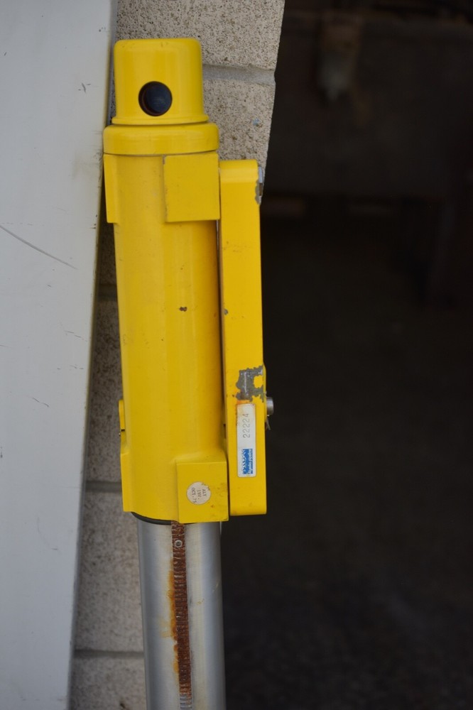 laser plane command post alignment