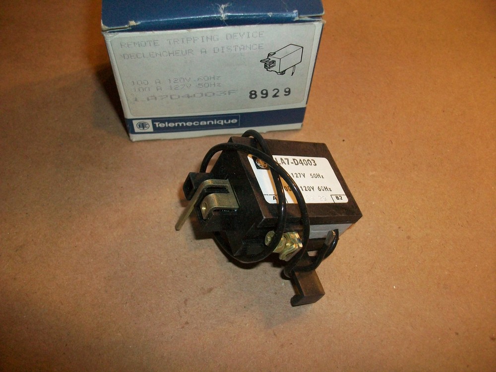 Telemecanique Remote Tripping Device  LA7D4003F  100A  120V