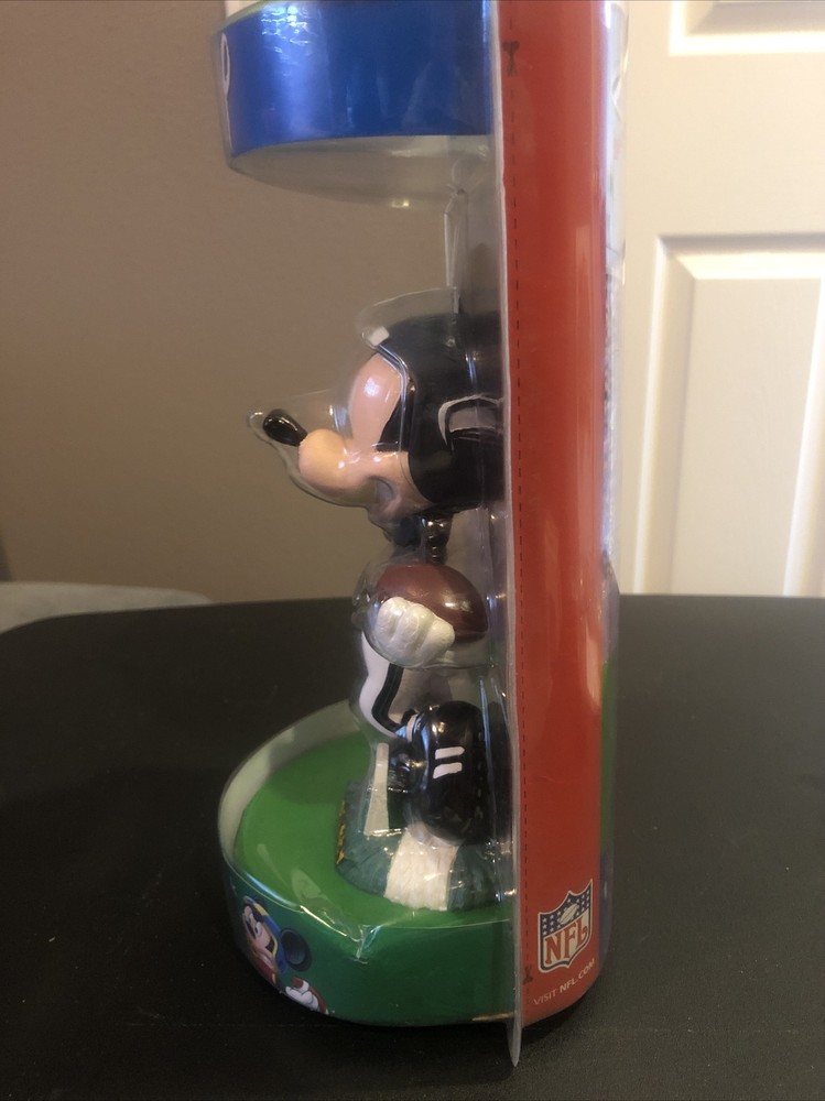 Quarterback Mickey Bubblehead