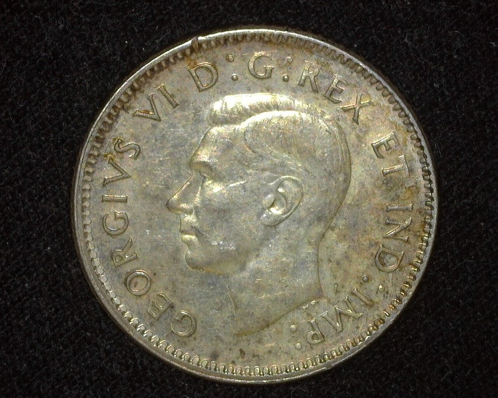 CANADA 1945 10 CENTS SILVER KM34 UNCIRCULATED ~K11