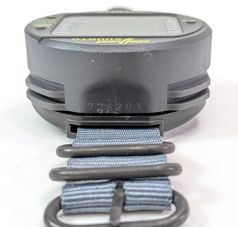 Suunto Solution Nitrox Scuba Dive Wrist Backlit Computer NEW Strap #6140