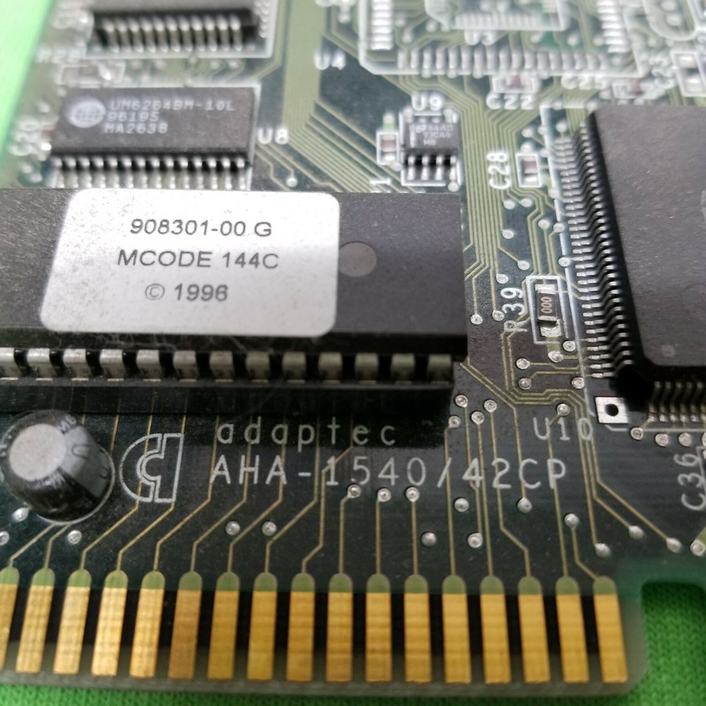 Adaptec AHA-1540/42CP 598707-00 REV B ISA SCSI Controller