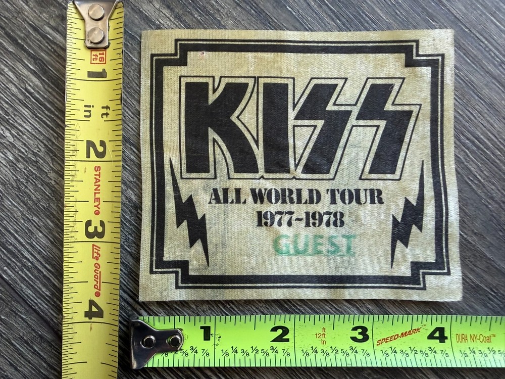 KISS Pass Love Gun Alive 2 Tour 1977 1978 Concert Guest Black Vintage Aucoin