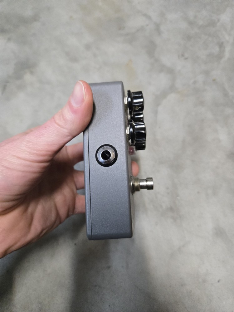 Mr Black Dark Echo Guitar Pedal