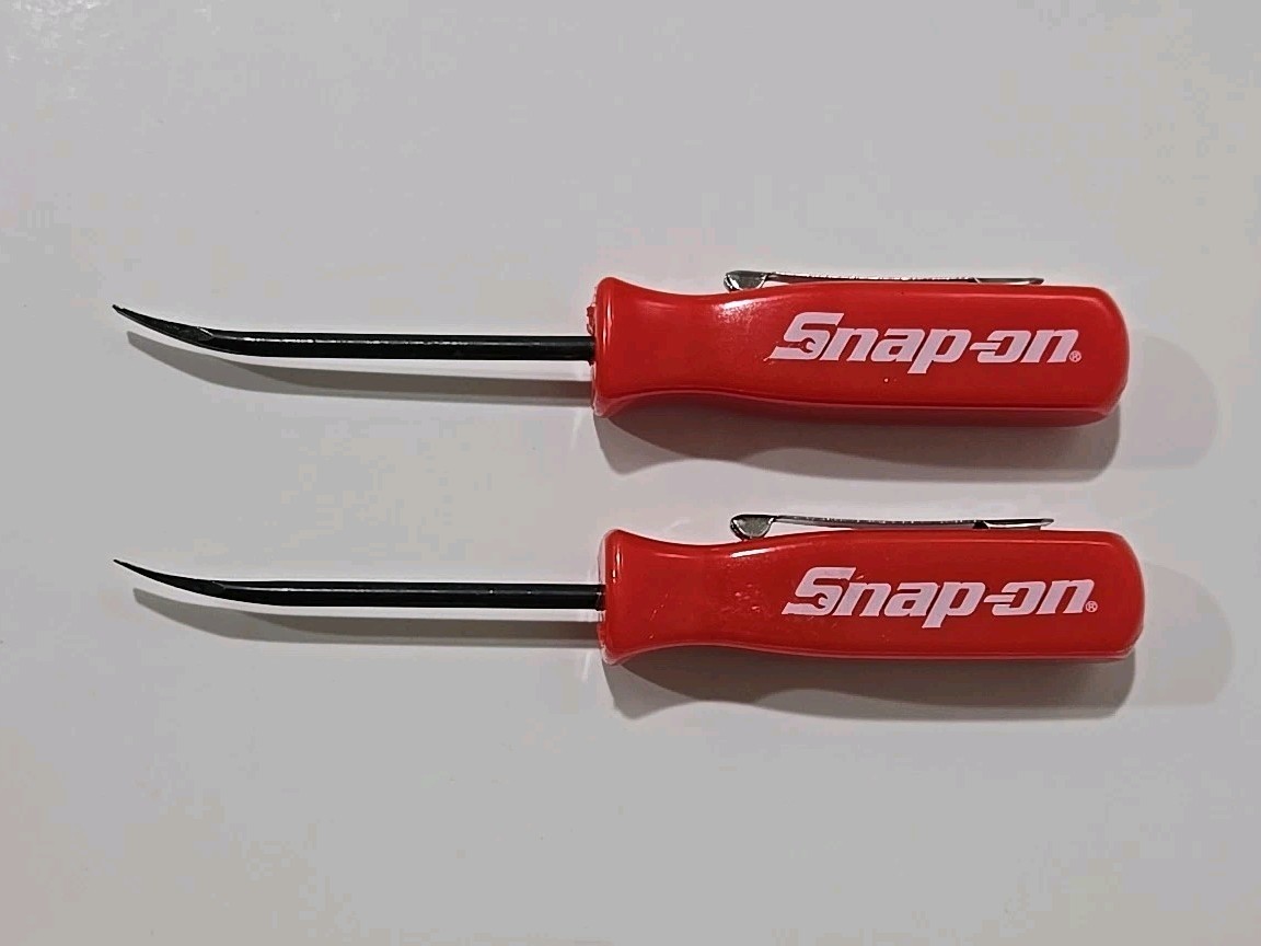 2PK SNAP ON TOOLS LOGO EMBLEM Matte Black Badge Decal + 2 Pocket Pry Bars RED !!
