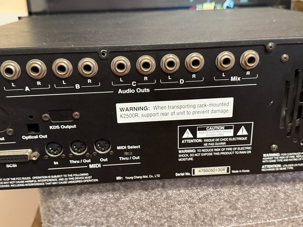 KURZWEIL K2500R Sampler V.A.S.T. Variable Architecture Synthesis