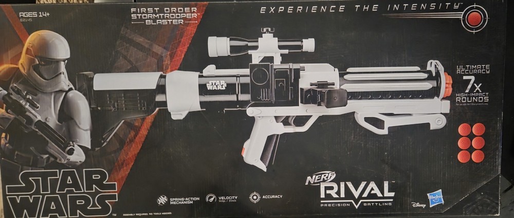 🔥🔥2017 HASBRO NERF RIVAL - STAR WARS FIRST ORDER STORMTROOPER BLASTER (N.I.B.)