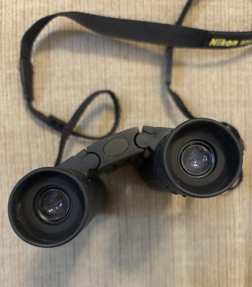 Nikon Aculon A30 10x25 Binoculars Black