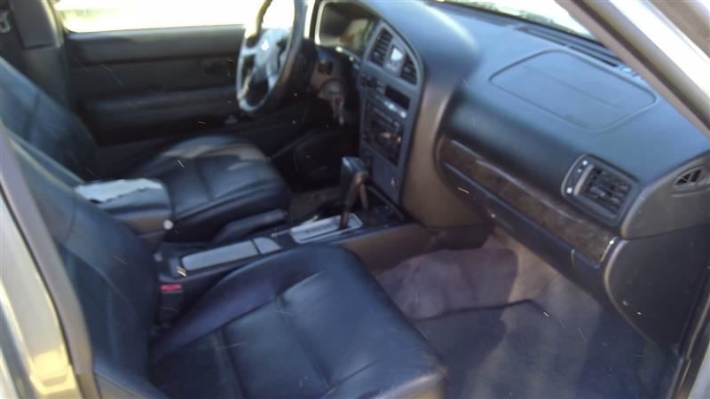 Radiator Core Support Fits 96-04 PATHFINDER 10282372