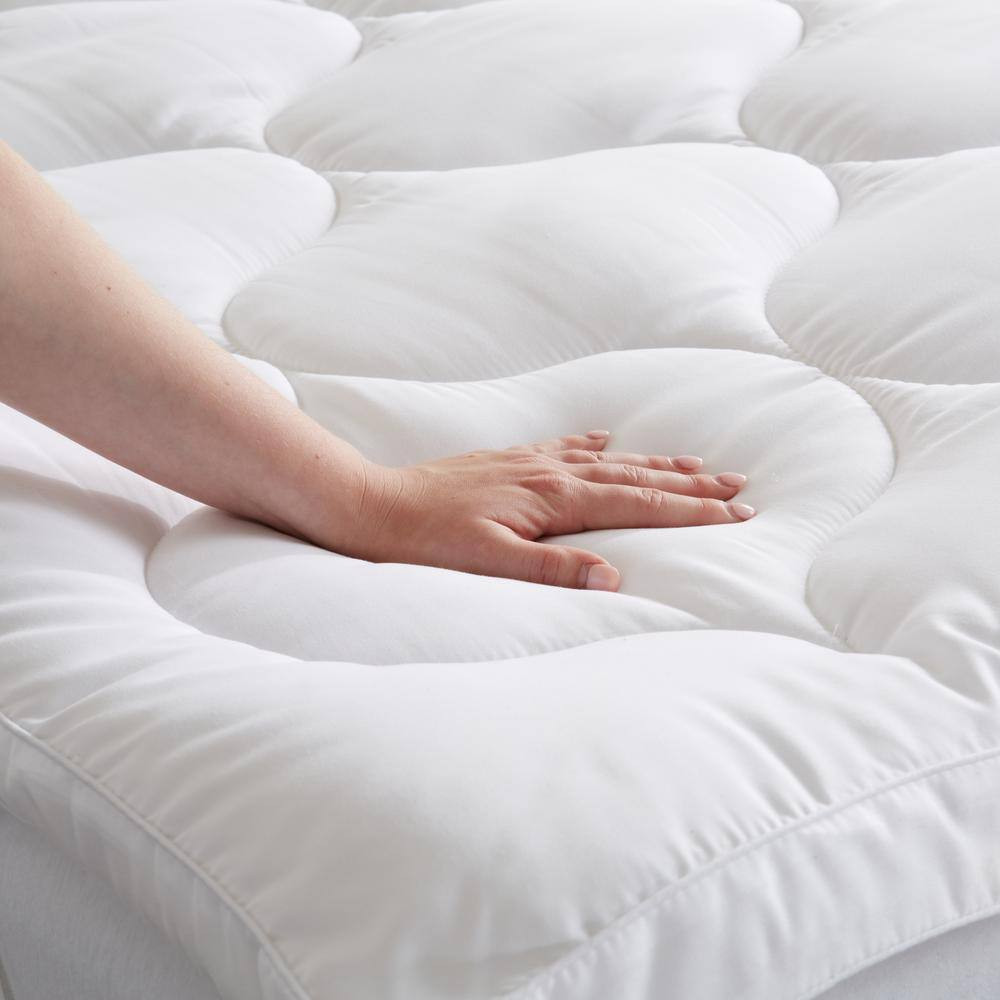 White Full 2 In. Thick Premium down Alternative Mattress Topper