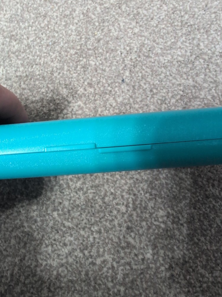 Fishing hook storage box With Barbless Hook Selection