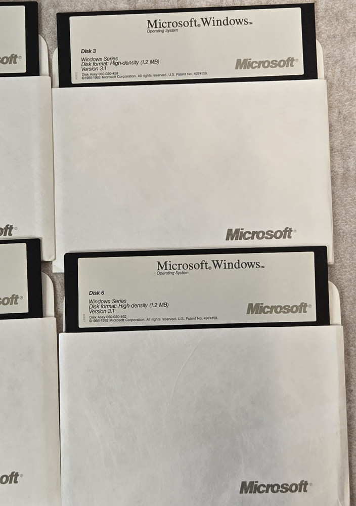 Microsoft Windows Version 3.1 Operating Software 5.25" Floppy Disks 7 OEM Disks