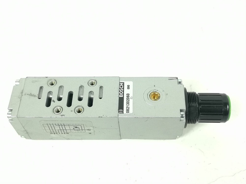 BOSCH 0821302060 Pressure Regulator