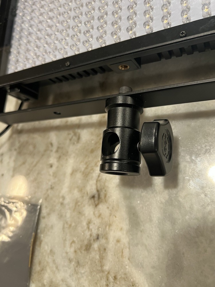 *EXCELLENT* Genaray SpectroLED Essential 240 LED Daylight SP-E-240D