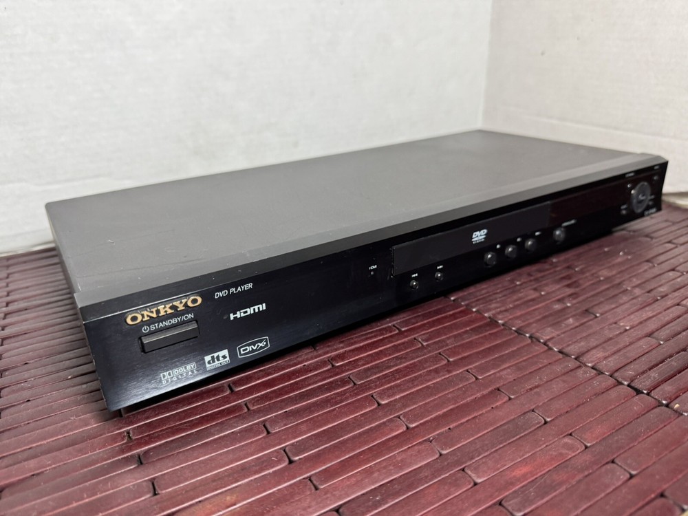Onkyo DVD PLAYER - DV-SP404 - No Remote - Tested & Works