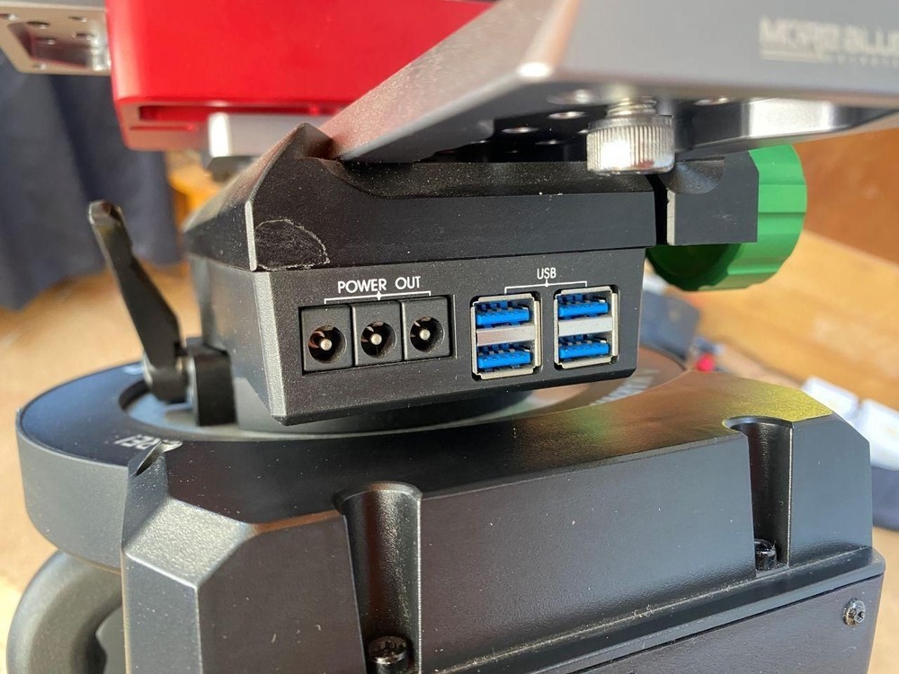 Sky-Watcher EQ8-RH Mount + Tripod Counterweights Hand Controller Tripod