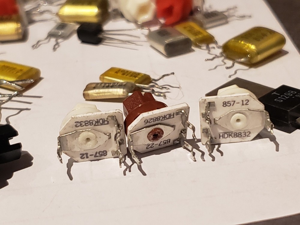 Miscellaneous Heathkit Crystal/ Capacitor Lot